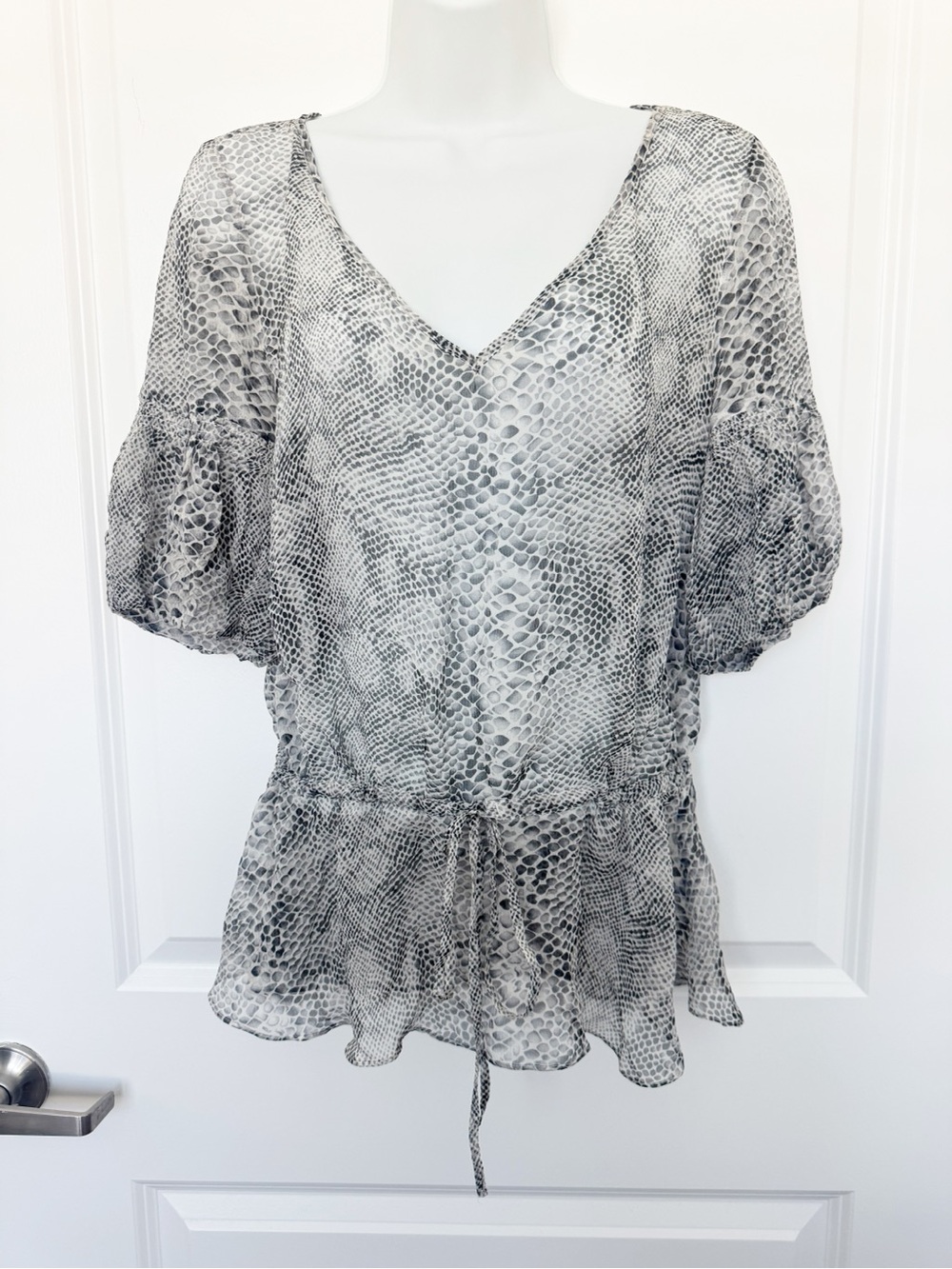 Vintage The Limited Silk Snake Print V-Neck Peplum Drop Waist Draw String Blouse